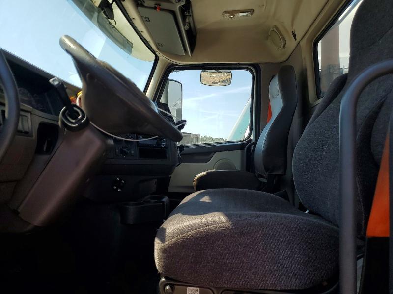 Продаж на аукціоні авто 2017 Volvo Vnl, vin: 4V4N39TG7HN987967, номер лоту: 46203716