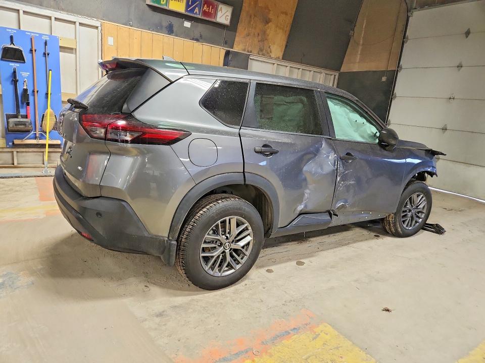 2021 Nissan Rogue მანქანა იყიდება აუქციონზე, vin: 5N1AT3AB5MC819261, აუქციონის ნომერი: 46135356
