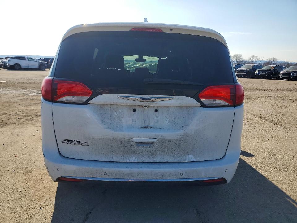 2017 Chrysler Pacifica მანქანა იყიდება აუქციონზე, vin: 2C4RC1EGXHR759668, აუქციონის ნომერი: 46553936