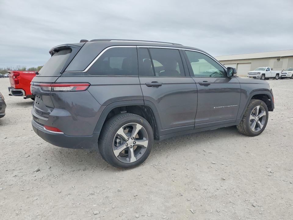 2022 Jeep Grand Cherokee მანქანა იყიდება აუქციონზე, vin: 1C4RJYB63N8758220, აუქციონის ნომერი: 47813516