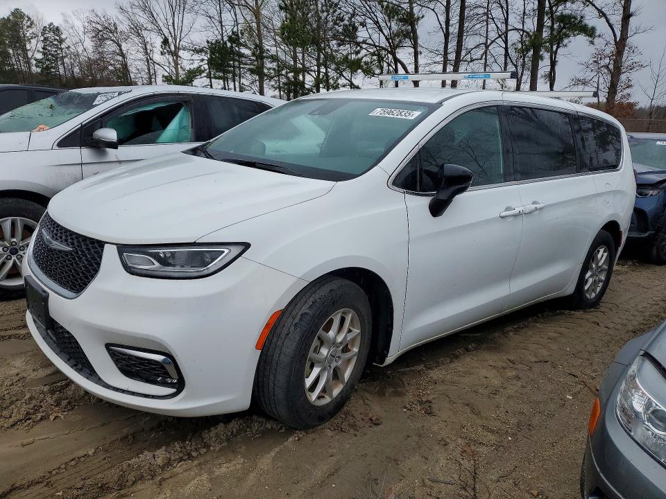 Aukcja sprzedaży 2024 Chrysler Pacifica, vin: 2C4RC1FGXRR116804, numer aukcji: 75962835