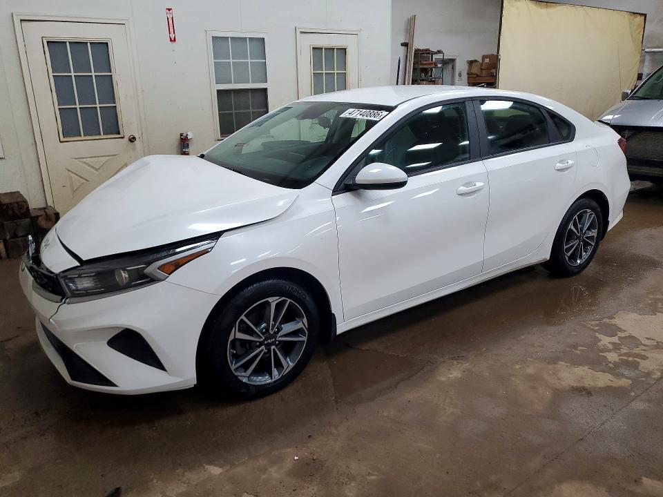 Auction sale of the 2024 Kia Forte, vin: 3KPF24AD4RE702887, lot number: 47140886