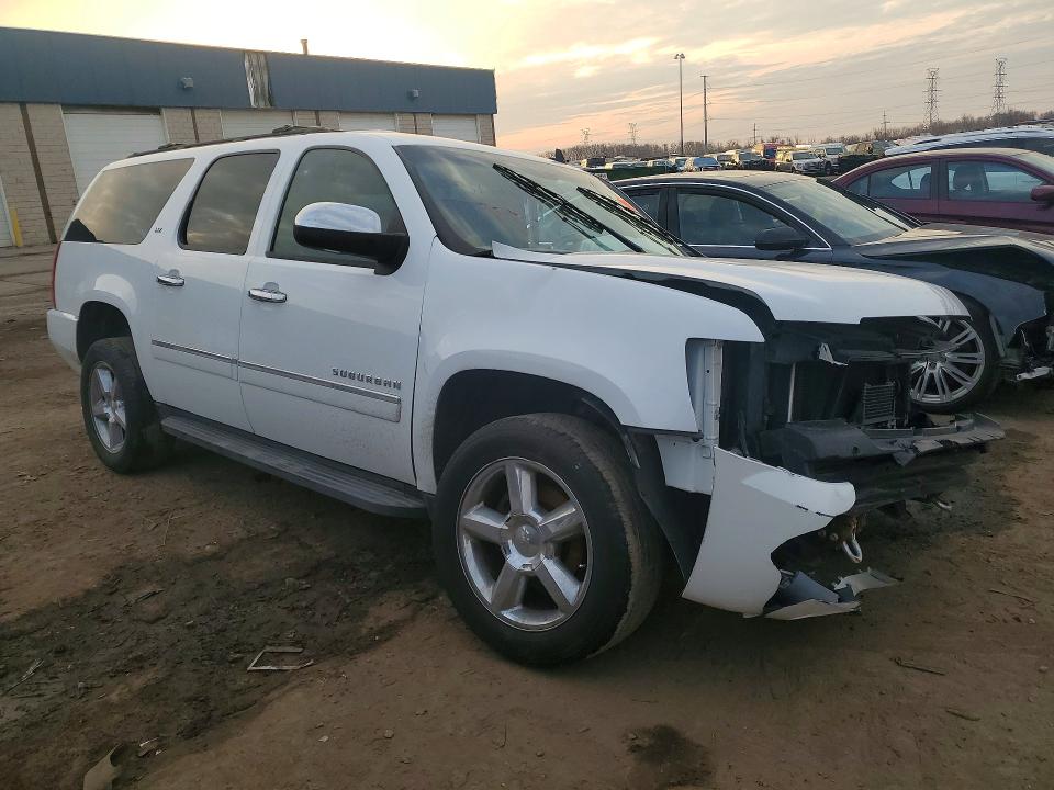 47748556 :رقم المزاد ، 1GNSKKE71CR187552 vin ، 2012 Chevrolet Suburban مزاد بيع