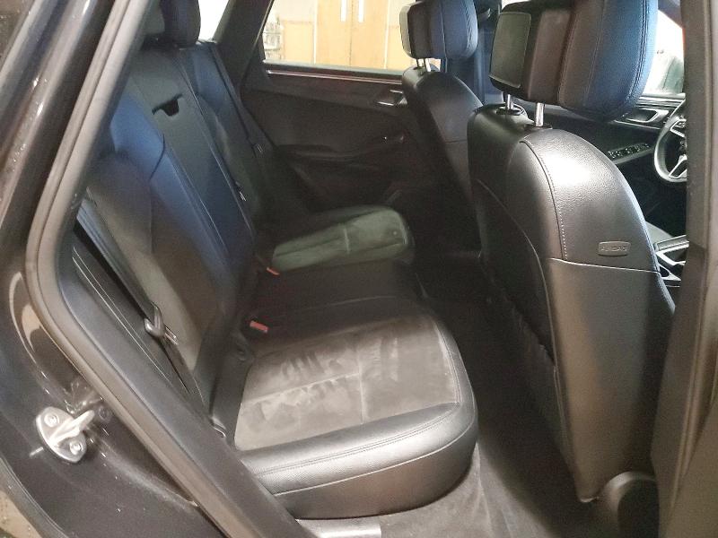 77649275 :رقم المزاد ، WP1AA2A54JLB16789 vin ، 2018 Porsche Macan مزاد بيع