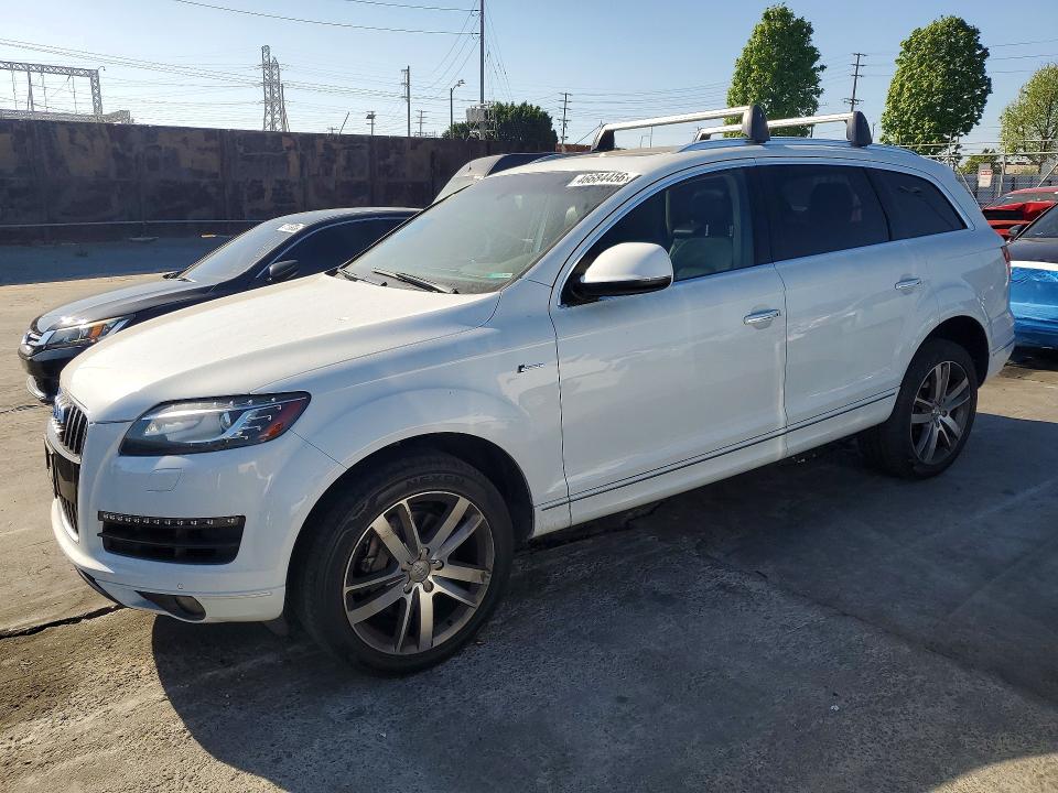 46684456 :رقم المزاد ، WA1LGAFE9FD011477 vin ، 2015 Audi Q7 مزاد بيع