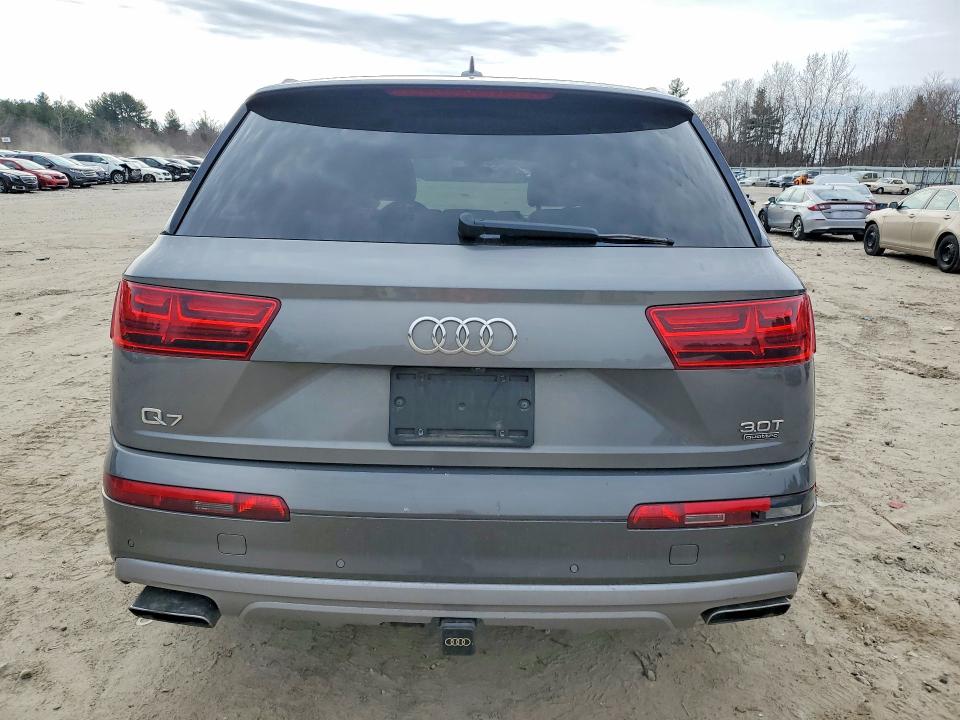 47985466 :رقم المزاد ، WA1LABF71JD007988 vin ، 2018 Audi Q7 مزاد بيع