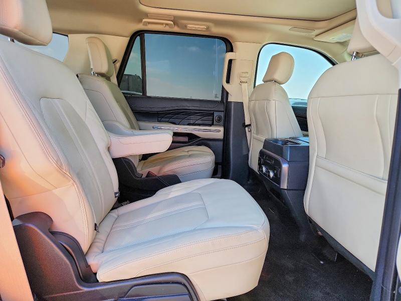 Продажа на аукционе авто 2022 Ford Expedition, vin: 1FMJU1MT5NEA17756, номер лота: 47369866