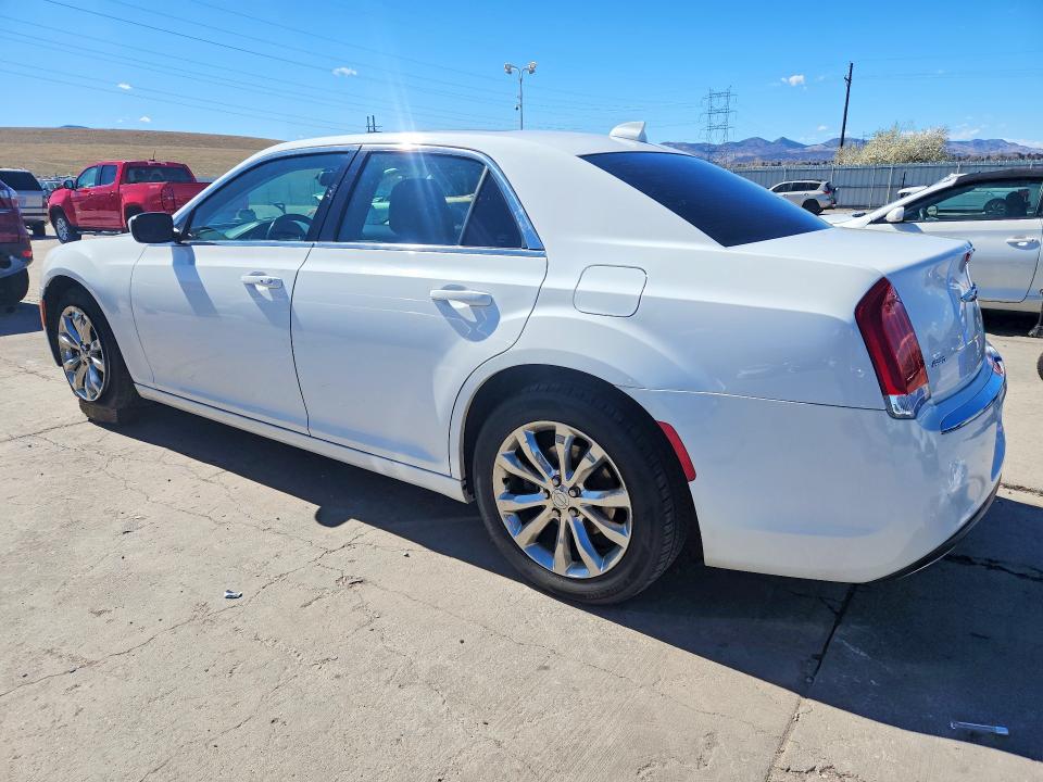Продажа на аукционе авто 2016 Chrysler 300, vin: 2C3CCARG3GH270506, номер лота: 46934266