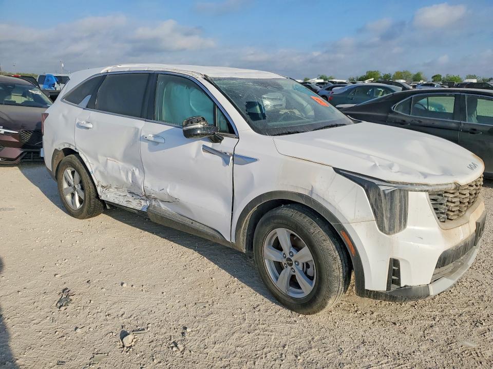 46308546 :رقم المزاد ، 5XYRG4JC1SG309461 vin ، 2025 Kia Sorento مزاد بيع
