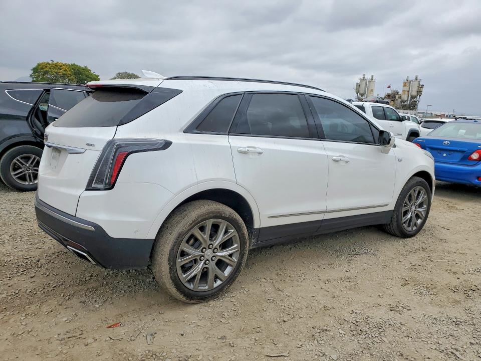 Продаж на аукціоні авто 2021 Cadillac Xt5, vin: 1GYKNGRSXMZ224010, номер лоту: 47142546