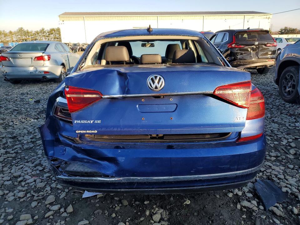 45968146 :رقم المزاد ، 1VWBT7A34HC037884 vin ، 2017 Volkswagen Passat مزاد بيع