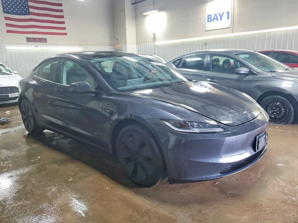 Продажа на аукционе авто 2024 Tesla Model 3, vin: 5YJ3E1EA0RF717292, номер лота: 42041306