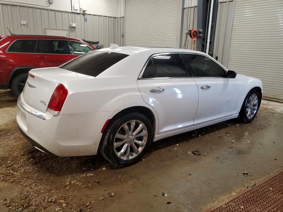 Продажа на аукционе авто 2015 Chrysler 300c, vin: 2C3CCAKG7FH814465, номер лота: 41838476