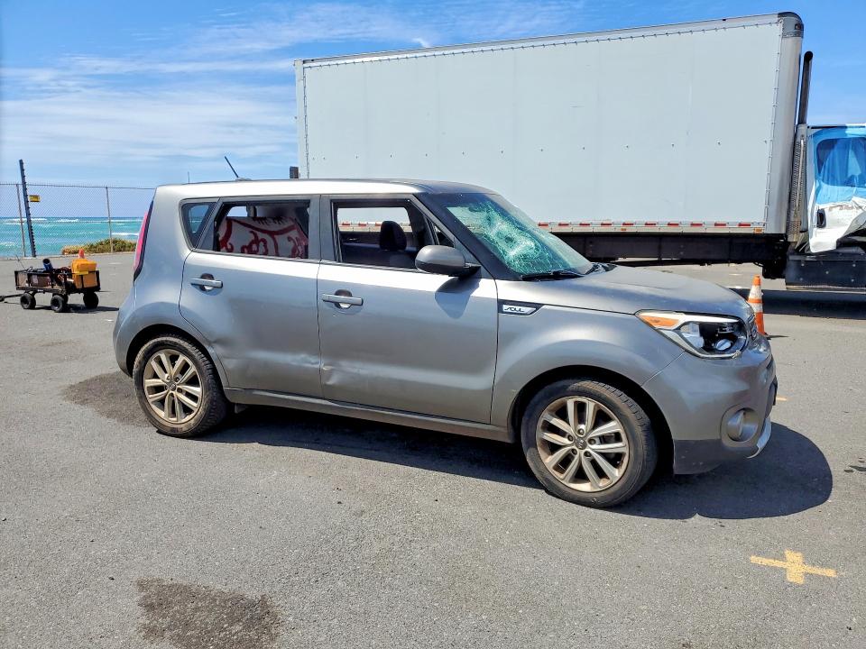 2018 Kia Soul მანქანა იყიდება აუქციონზე, vin: KNDJP3A50J7555342, აუქციონის ნომერი: 79498635