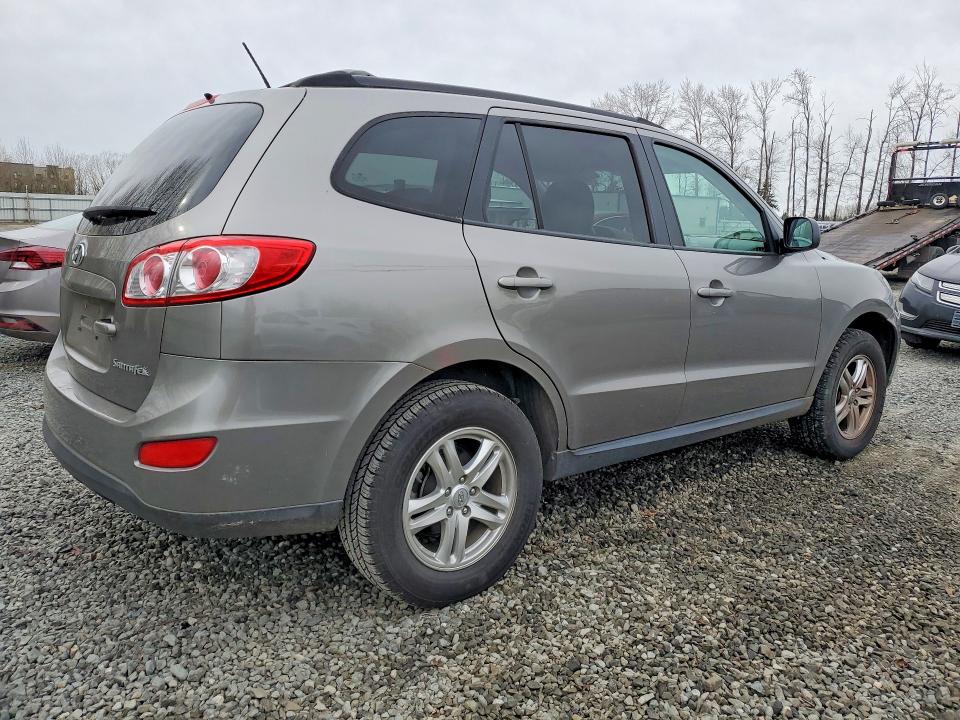 46957756 :رقم المزاد ، 5XYZG3AB0BG071605 vin ، 2011 Hyundai Santa Fe مزاد بيع