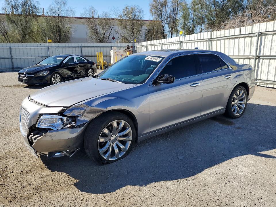 Продаж на аукціоні авто 2017 Chrysler 300c, vin: 2C3CCAEGXHH668898, номер лоту: 45813016