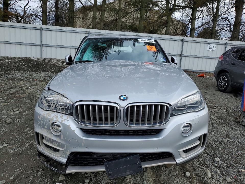 46141956 :رقم المزاد ، 5UXKR0C35H0X79314 vin ، 2017 Bmw X5 مزاد بيع