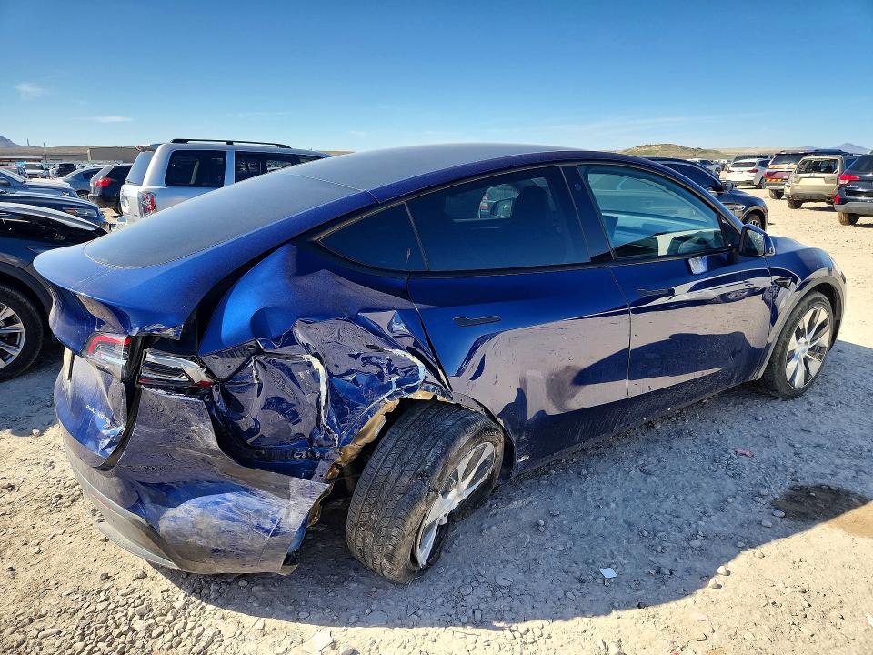 45817706 :رقم المزاد ، 7SAYGDEE0PF789095 vin ، 2023 Tesla Model Y مزاد بيع