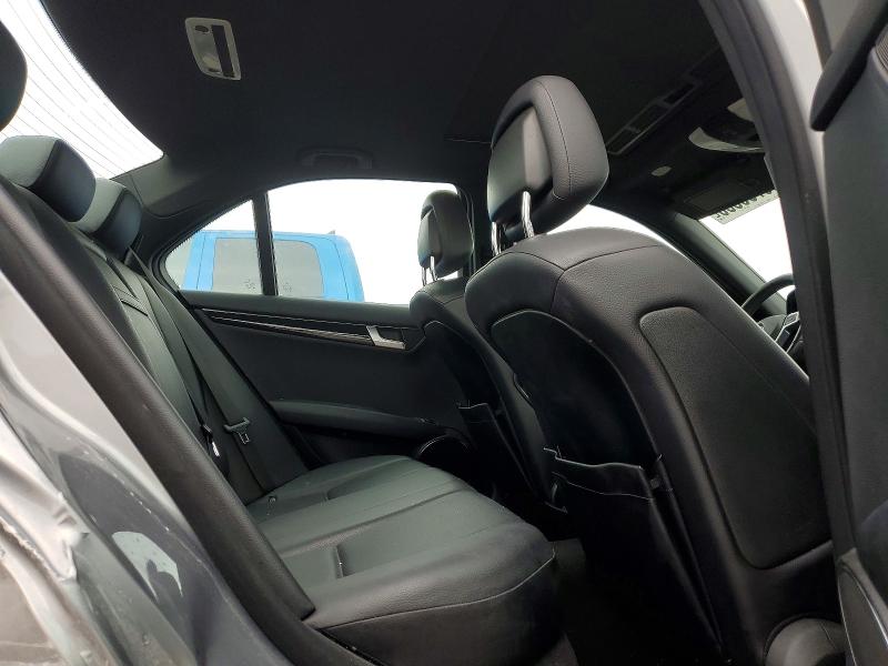 Продажа на аукционе авто 2013 Mercedes-benz C, vin: WDDGF8AB8DA873111, номер лота: 46735556