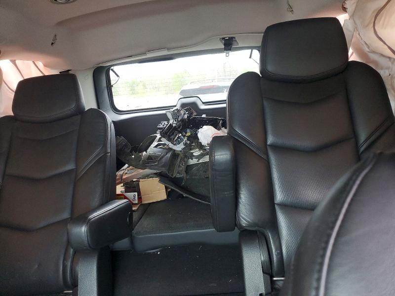 47449996 :رقم المزاد ، 1GYS3BKJ5KR282730 vin ، 2019 Cadillac Escalade مزاد بيع