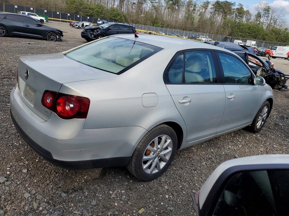 Продажа на аукционе авто 2010 Volkswagen Jetta, vin: 3VWRZ7AJ9AM162119, номер лота: 46958806