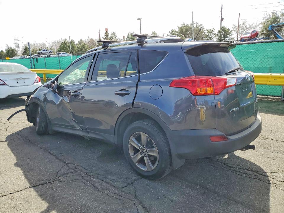 45888316 :رقم المزاد ، JTMRFREV5FD165333 vin ، 2015 Toyota Rav4 مزاد بيع