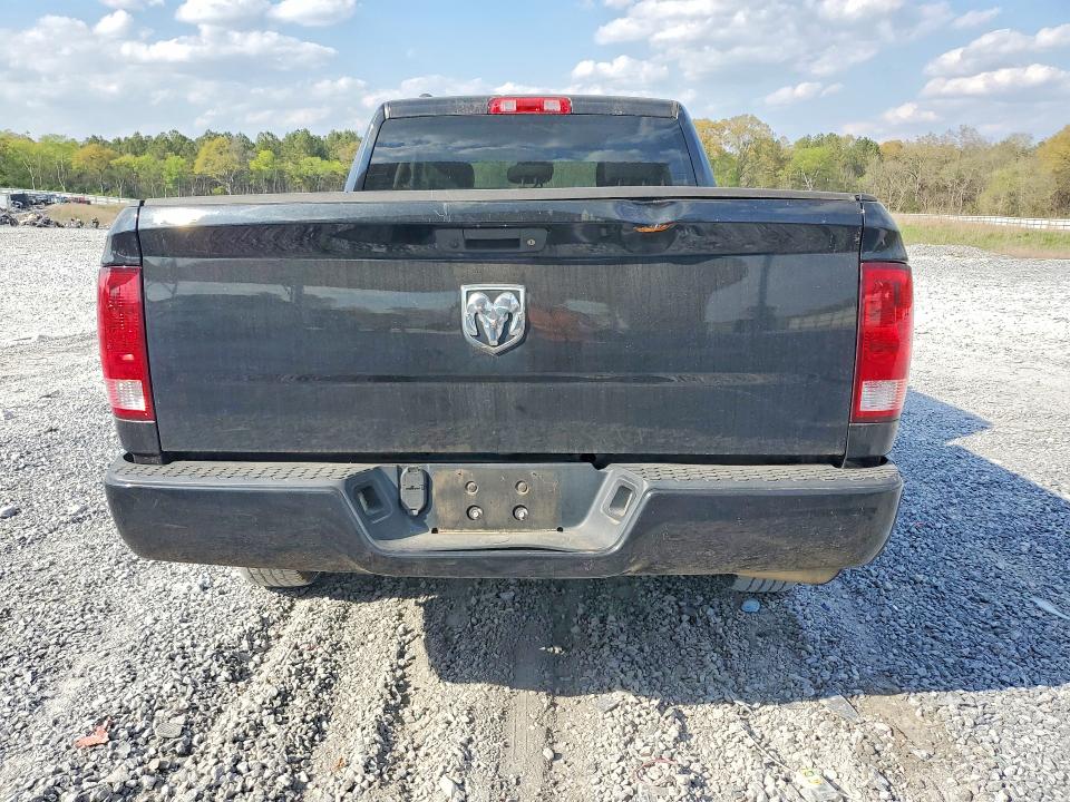 47419946 :رقم المزاد ، 1C6RR6FTXJS211060 vin ، 2018 Ram 1500 مزاد بيع