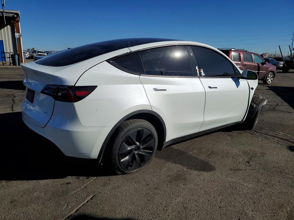 Продажа на аукционе авто 2024 Tesla Model Y, vin: 7SAYGDEE1RF151425, номер лота: 79486755