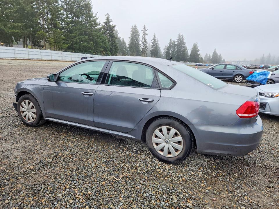 47519026 :رقم المزاد ، 1VWAH7A31DC067626 vin ، 2013 Volkswagen Passat مزاد بيع
