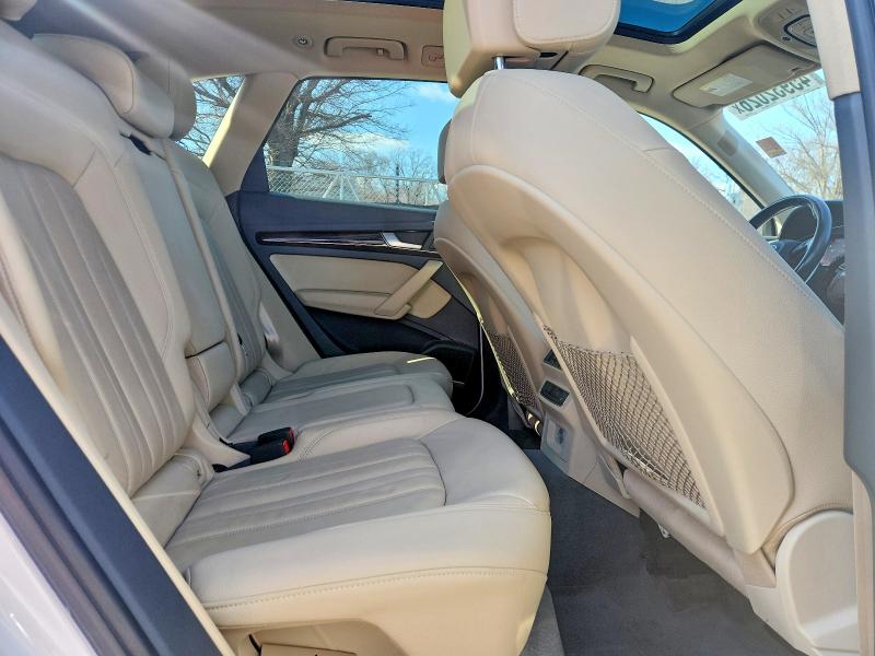 Продажа на аукционе авто 2018 Audi Q5, vin: WA1BNAFYXJ2026554, номер лота: 45932026