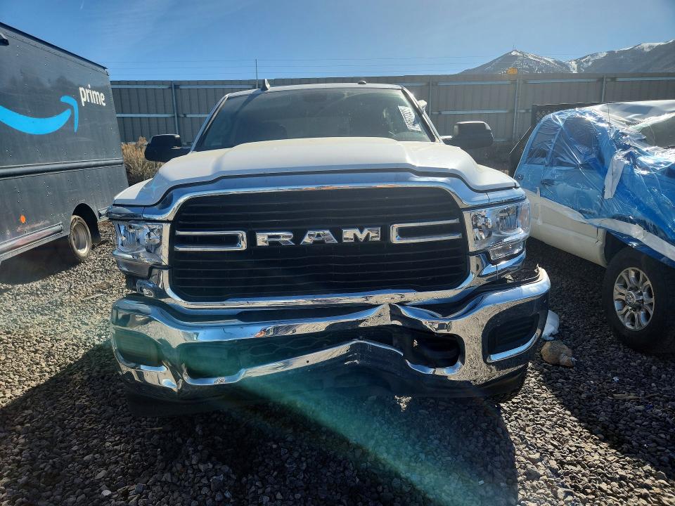 Продажа на аукционе авто 2021 Ram 3500, vin: 3C63R3HLXMG549197, номер лота: 46577326