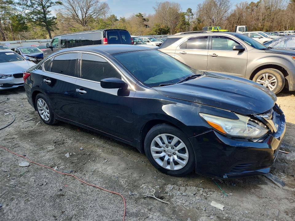 Продажа на аукционе авто 2017 Nissan Altima, vin: 1N4AL3AP3HC265200, номер лота: 47592406