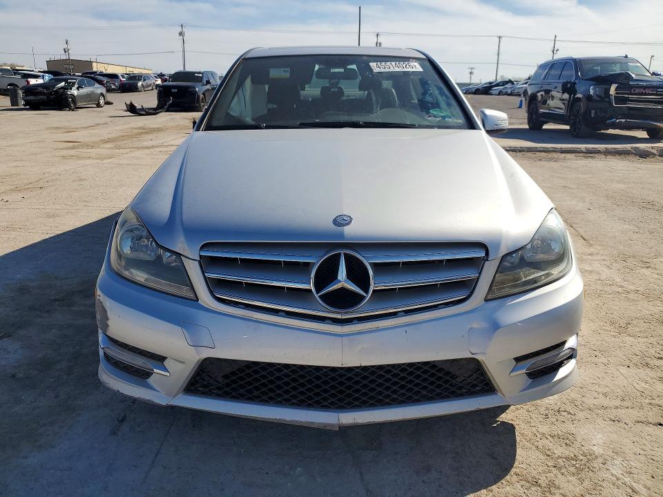 45514026 :رقم المزاد ، WDDGF8BB0CR213529 vin ، 2012 Mercedes-benz C مزاد بيع