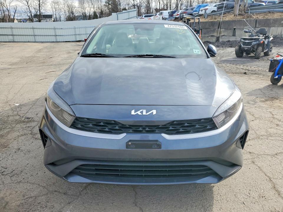 47532486 :رقم المزاد ، 3KPF24ADXNE496257 vin ، 2022 Kia Forte مزاد بيع