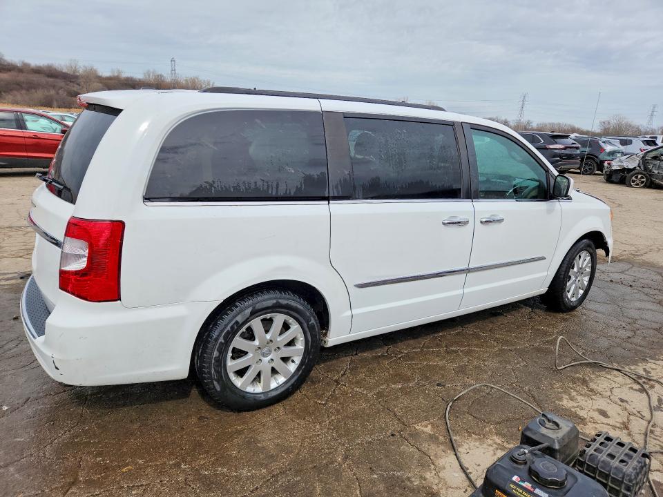 Продаж на аукціоні авто 2015 Chrysler Town & Country, vin: 2C4RC1BGXFR526312, номер лоту: 47026626