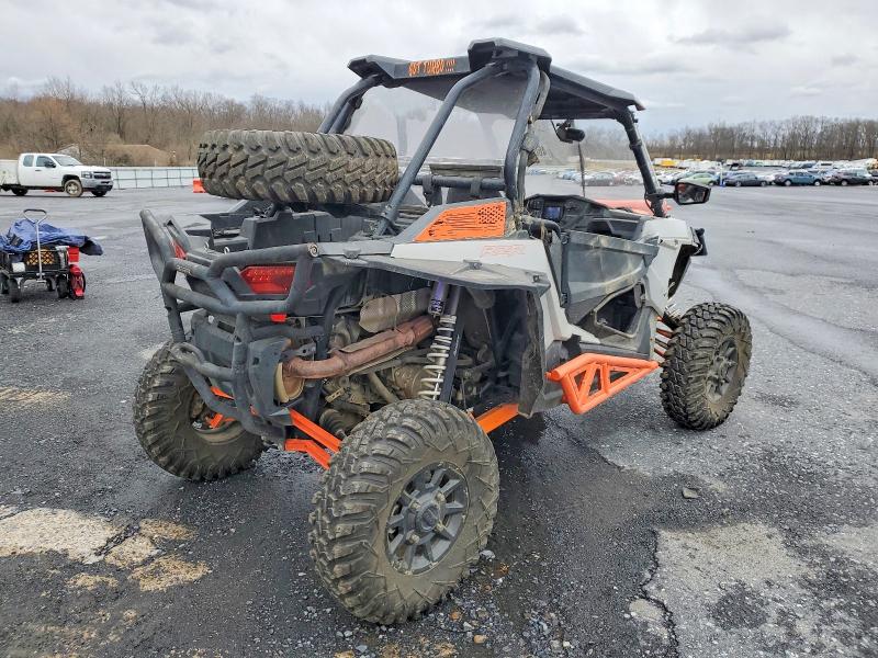 46012696 :رقم المزاد ، 3NSVDE929JF938043 vin ، 2018 Polaris Rzr مزاد بيع