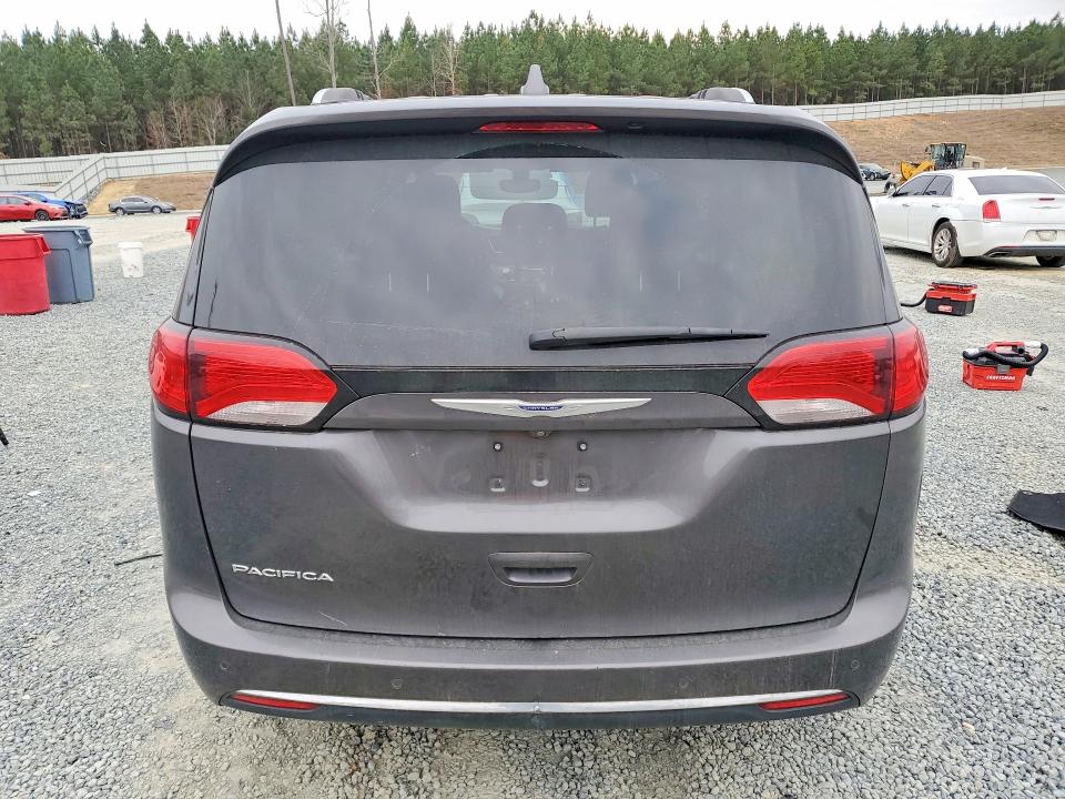 Продажа на аукционе авто 2018 Chrysler Pacifica, vin: 2C4RC1EG1JR114302, номер лота: 76713935