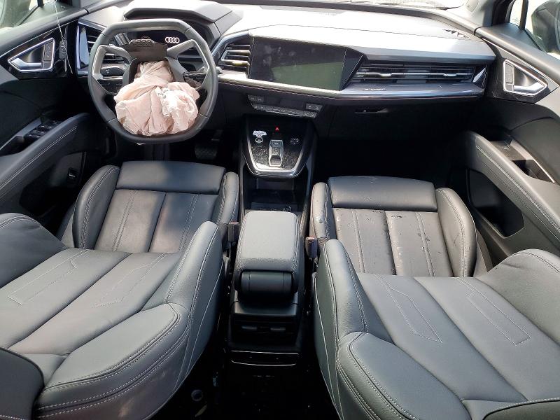 47027466 :رقم المزاد ، WA132BFZ3NP015495 vin ، 2022 Audi Q4 E-tron مزاد بيع