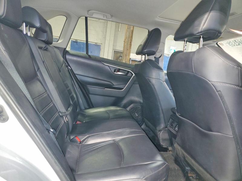47622486 :رقم المزاد ، 2T3R1RFV7KW038674 vin ، 2019 Toyota Rav4 مزاد بيع