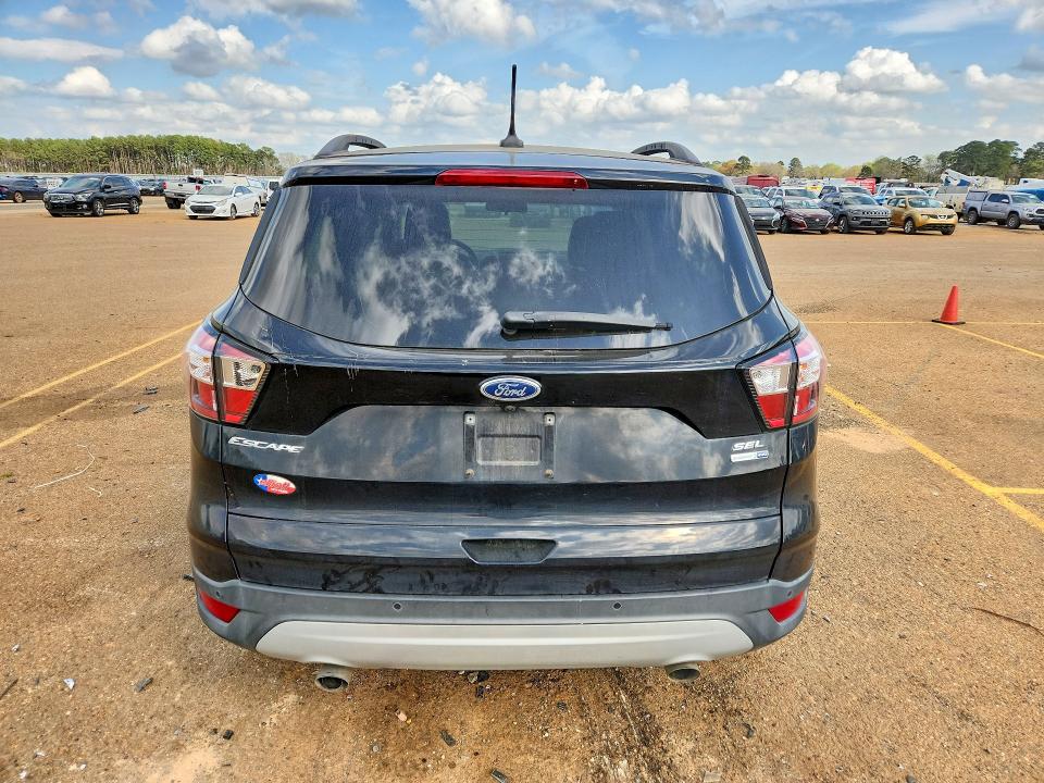 2018 Ford Escape მანქანა იყიდება აუქციონზე, vin: 1FMCU9HD7JUA99242, აუქციონის ნომერი: 79926185