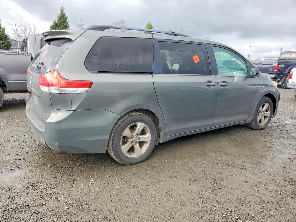 Продаж на аукціоні авто 2013 Toyota Sienna, vin: 5TDKK3DC7DS363312, номер лоту: 79591105