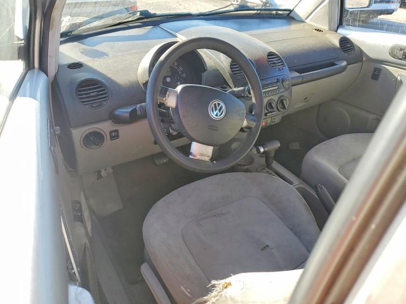 41842116 :رقم المزاد ، 3VWCD21C7YM411438 vin ، 2000 Volkswagen New Beetle مزاد بيع