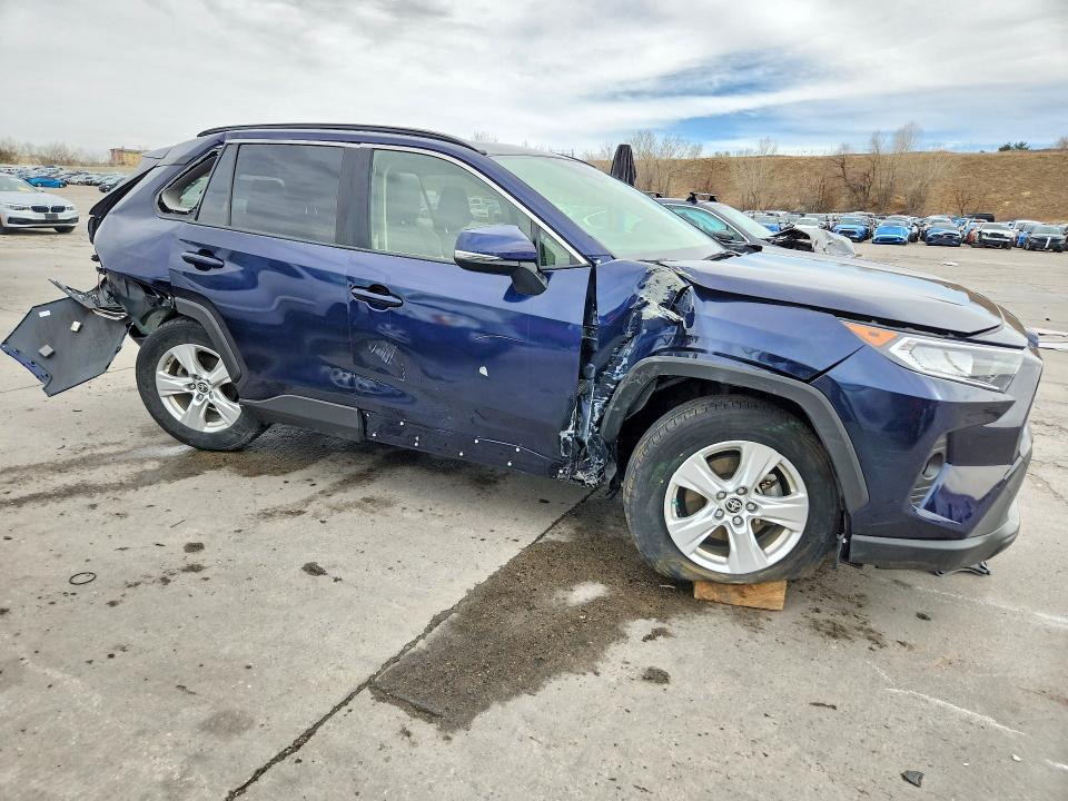 Продажа на аукционе авто 2019 Toyota Rav4, vin: JTMP1RFV7KD039313, номер лота: 45981436