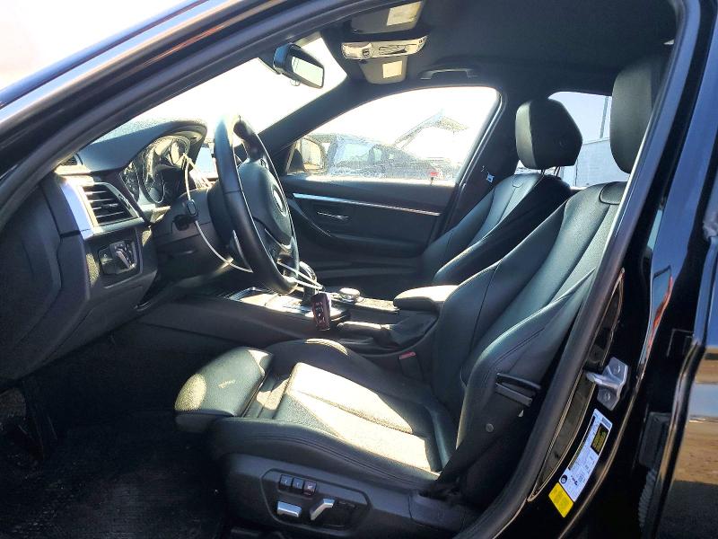 48037876 :رقم المزاد ، WBA8B9C57HK884685 vin ، 2017 Bmw 330 مزاد بيع