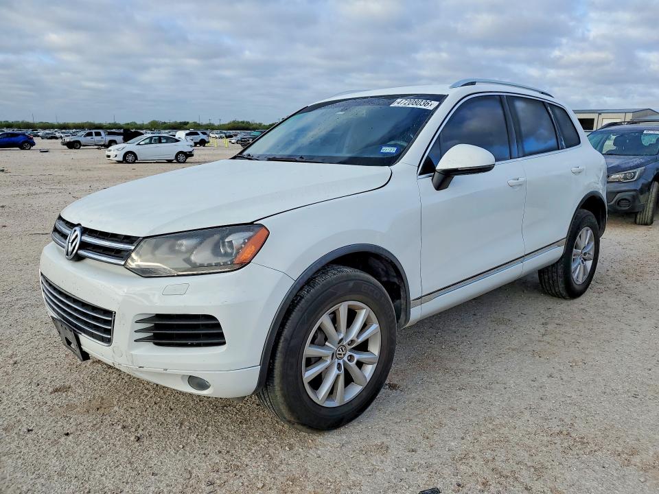 Продаж на аукціоні авто 2013 Volkswagen Touareg, vin: WVGEF9BP8DD005895, номер лоту: 47208036