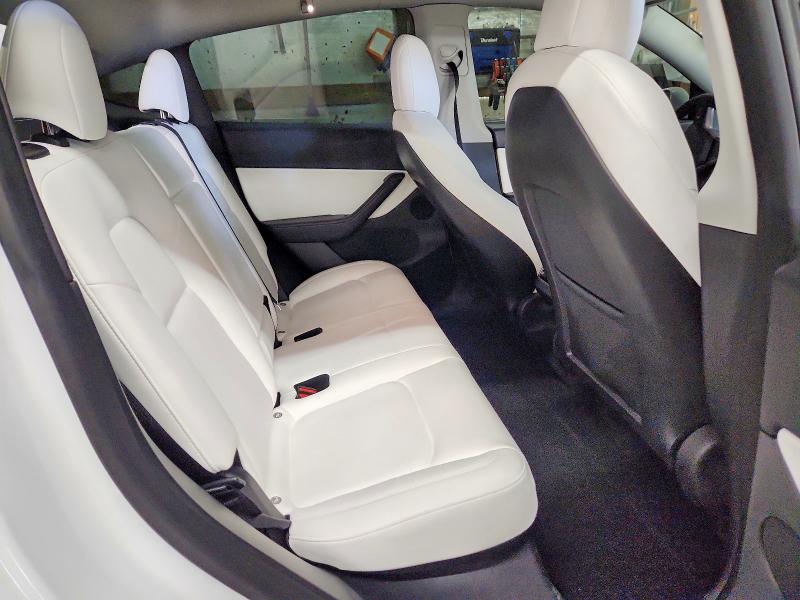 47082656 :رقم المزاد ، 7SAYGDEF9NF372094 vin ، 2022 Tesla Model Y مزاد بيع