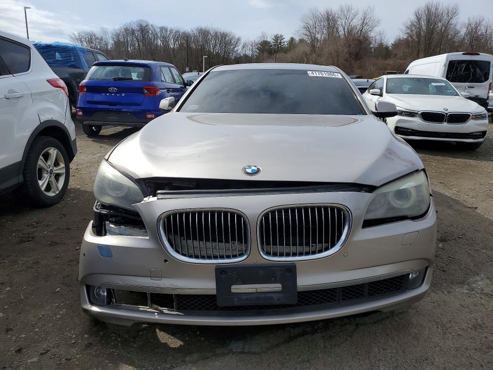 2010 Bmw 750 მანქანა იყიდება აუქციონზე, vin: WBAKC8C5XAC430220, აუქციონის ნომერი: 41761986