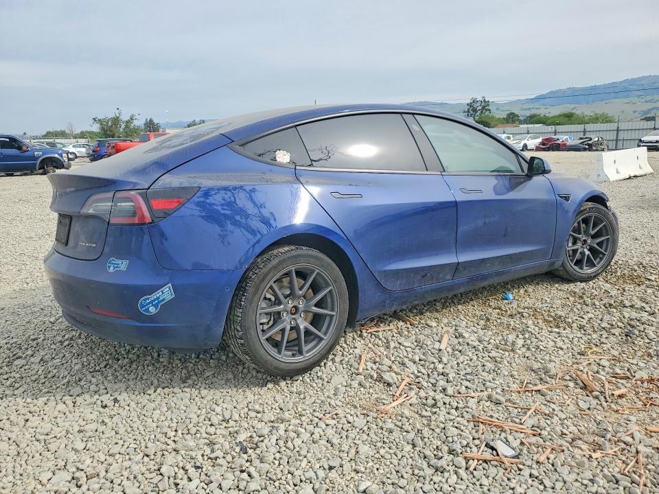 47116336 :رقم المزاد ، 5YJ3E1EB6MF998581 vin ، 2021 Tesla Model 3 مزاد بيع