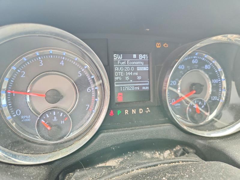77216045 :رقم المزاد ، 2C4RC1BG1FR562552 vin ، 2015 Chrysler Town & Country مزاد بيع