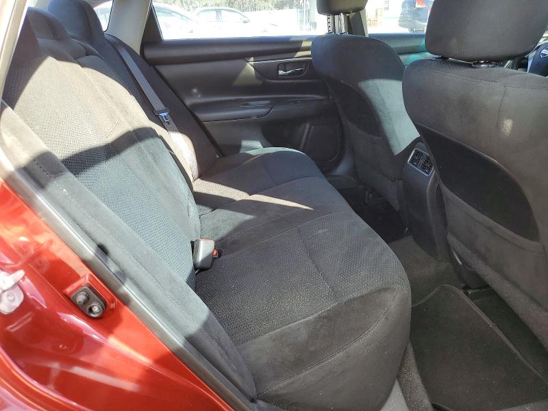 2015 Nissan Altima მანქანა იყიდება აუქციონზე, vin: 1N4AL3AP9FC592407, აუქციონის ნომერი: 79681325